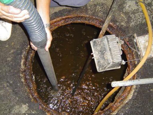 渭滨隔油池清理