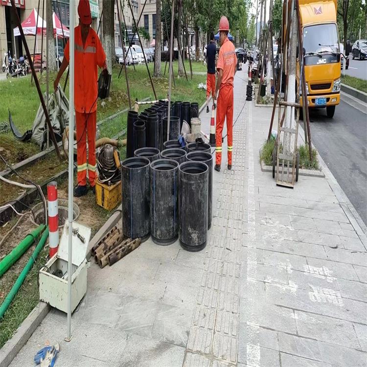 渭滨管道短管置换修复